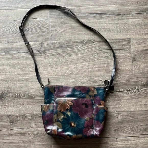 Patricia Nash Floral Crossbody Bag - Picture 12 of 17